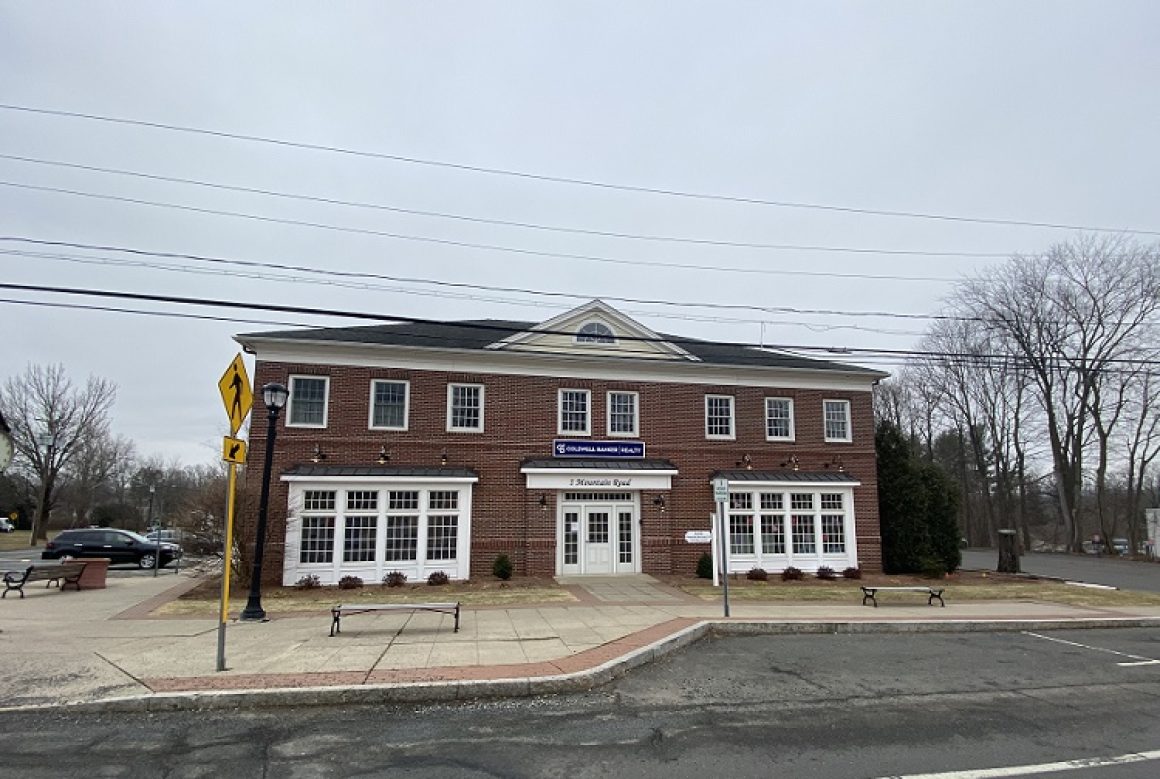 1,200 SF Lease Renewal in Suffield, CT