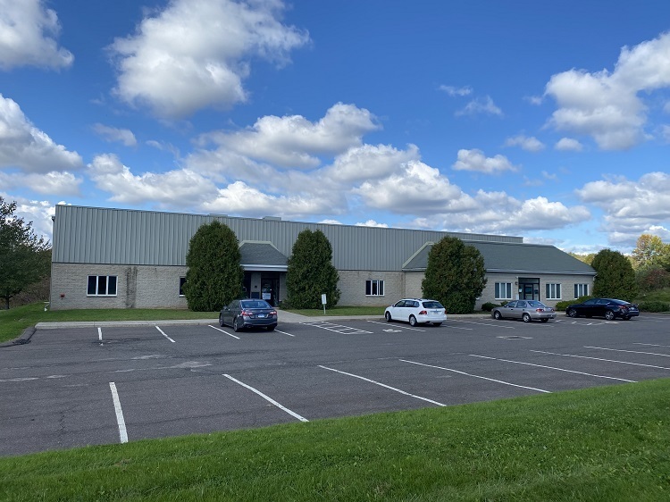 4,800 SF Lease in Suffield CT