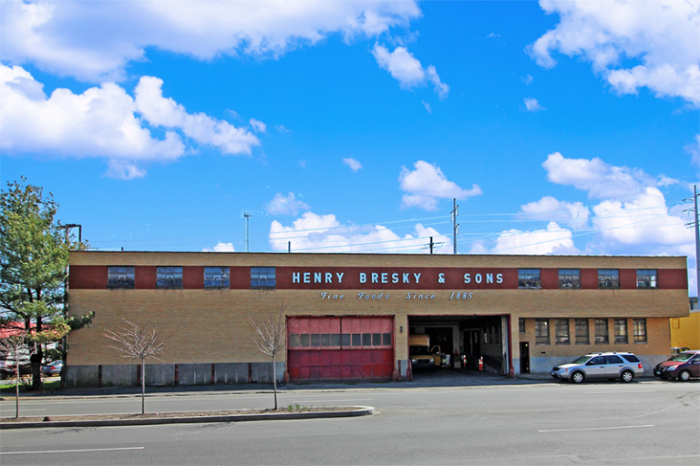 Bridgeport Industrial Facility Sells for $1.6M