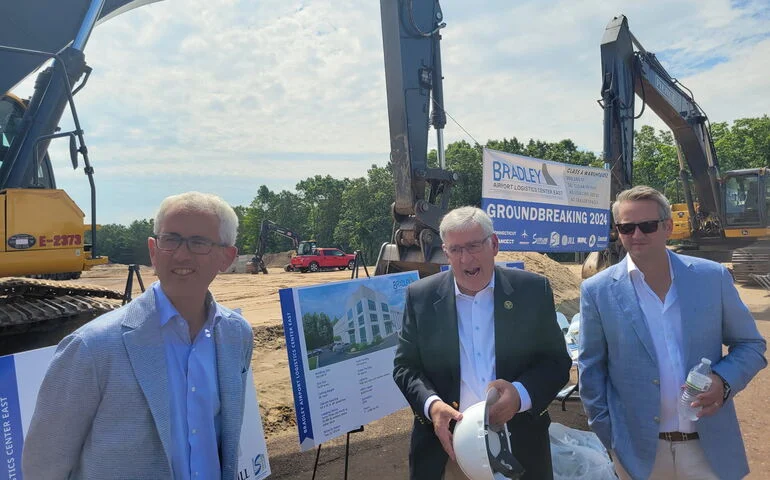 250,240SF Warehouse Project Underway in Windsor Locks