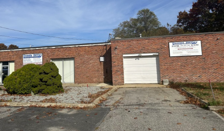 Warwick’s Former Drain Services Building Sells for $425K