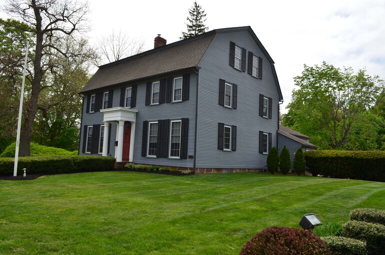 Cheshire Historical Building Sold to Norwalk-based Credit Union