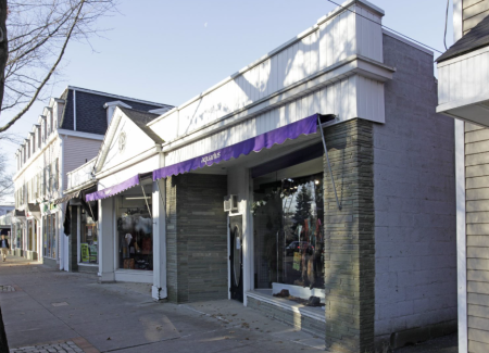 Downtown Darien retail building sold for $1.5M