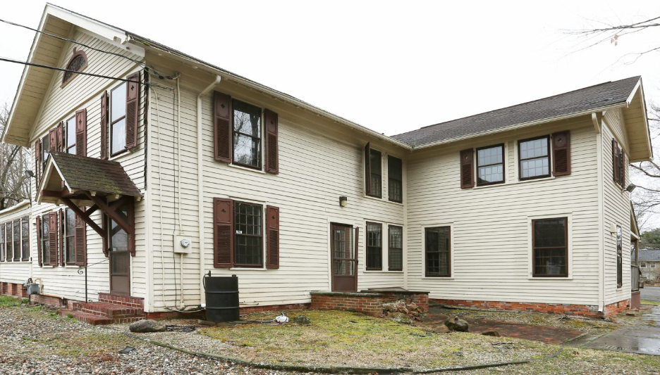 Owners File Application to Demolish Vacant Office Building in West Hartford