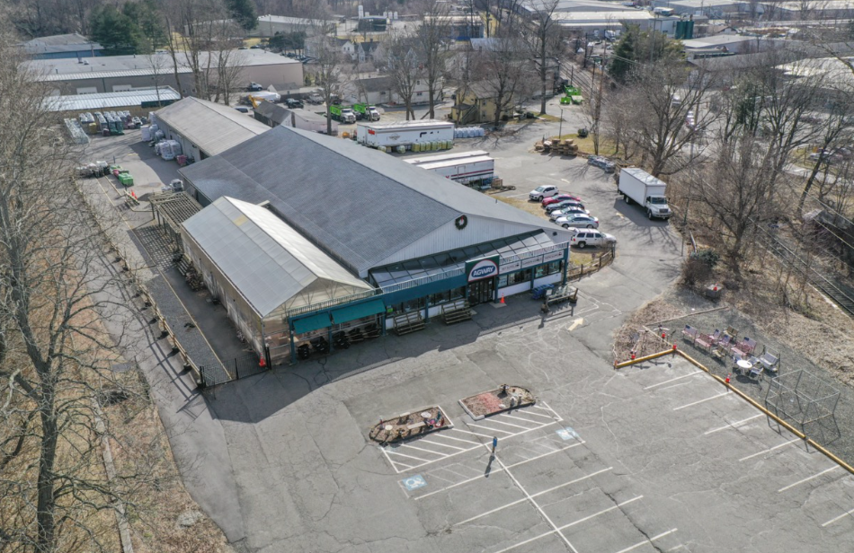 Former Agway Property in Bethel Sells for $2M to Estate Liquidator