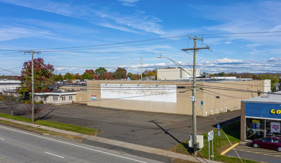 Wethersfield Weighs Supermarket Conversion of Former Food‑Processing Facility