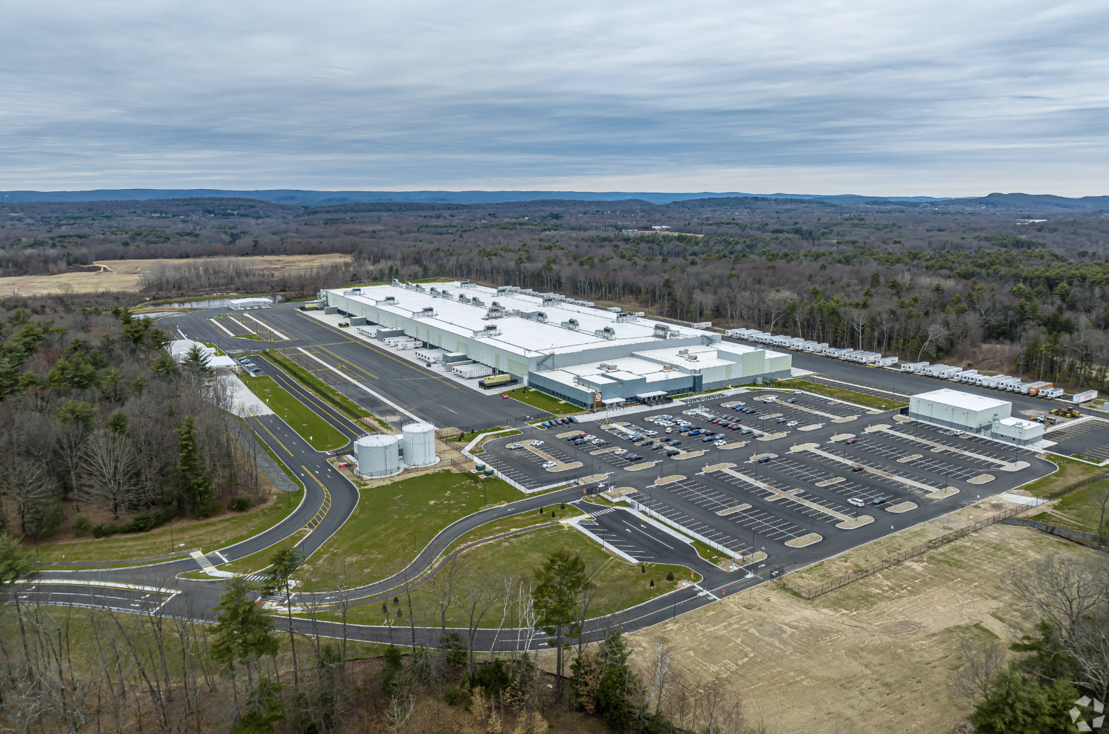 Target‑leased Windsor warehouse trades for $93.5M