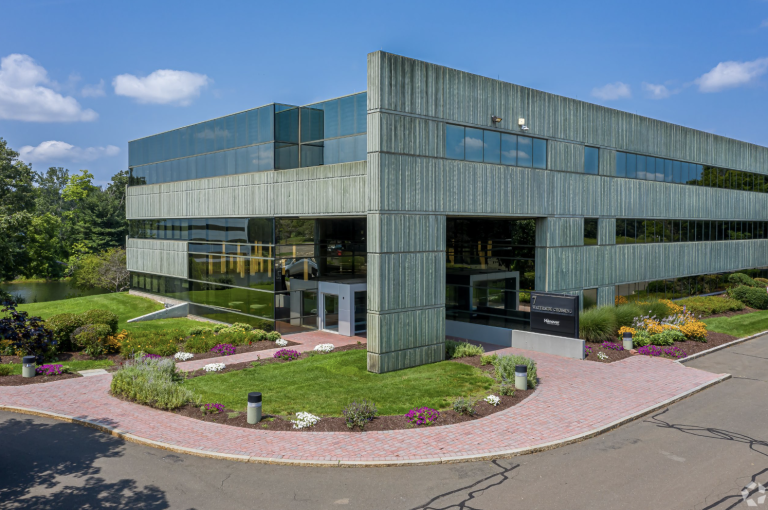 New Hampshire Developer Pursues Another Office-to-Residential Conversion in Windsor